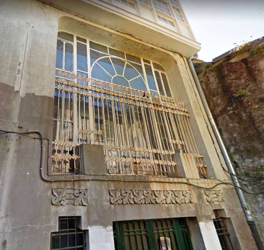 detalle-fachada-modernista-calle-san-paio-de-antealtares